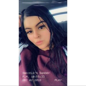 Meet your Posher, Daniela